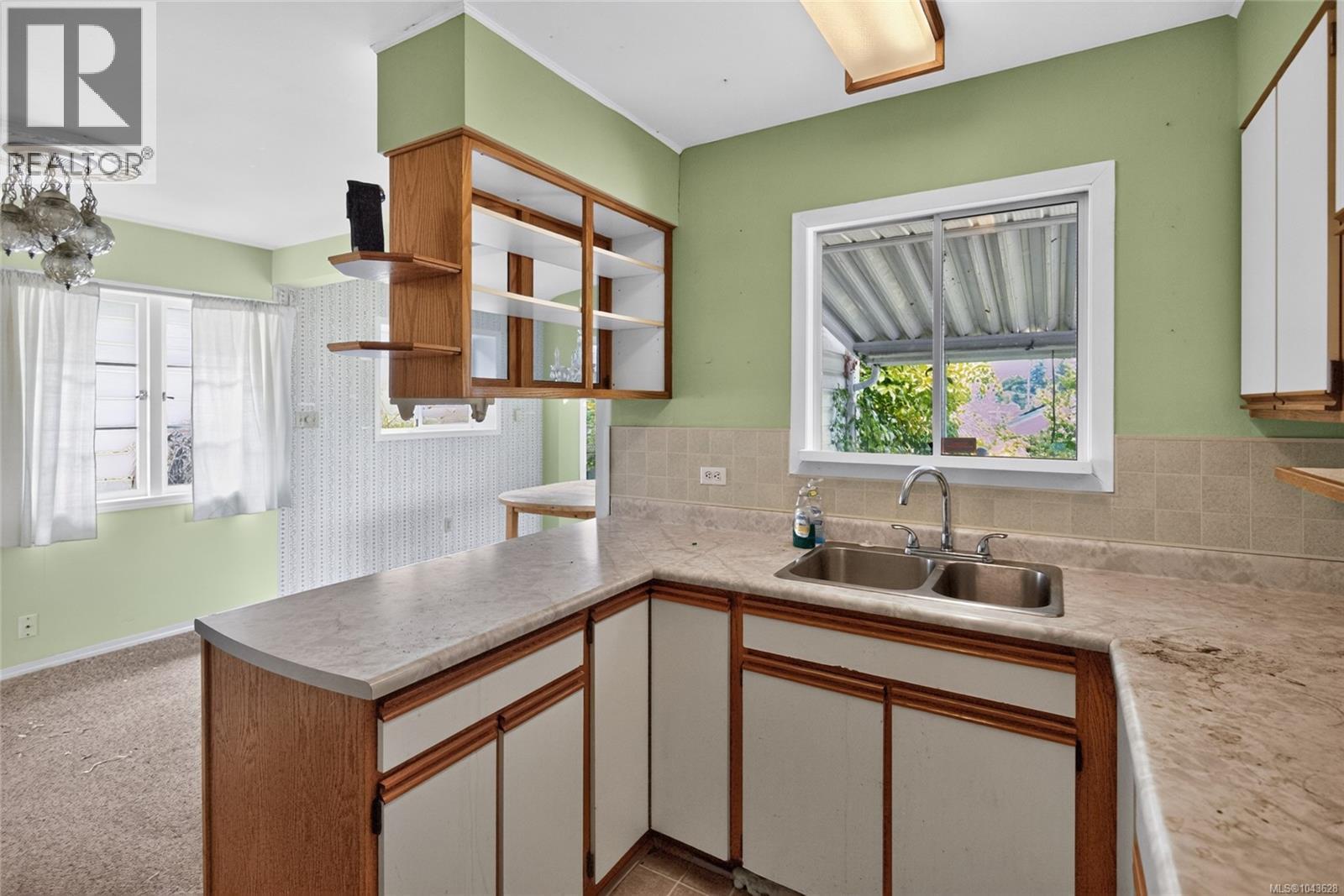 3966 6th Ave - 9