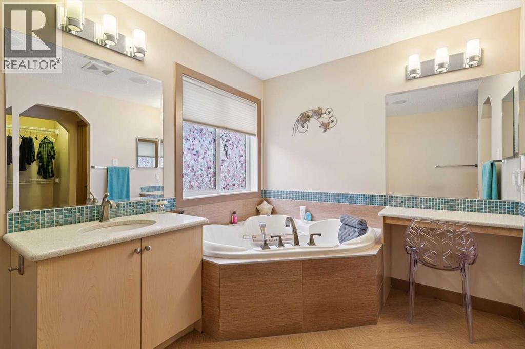 47 Silverado Skies Manor SW - 31