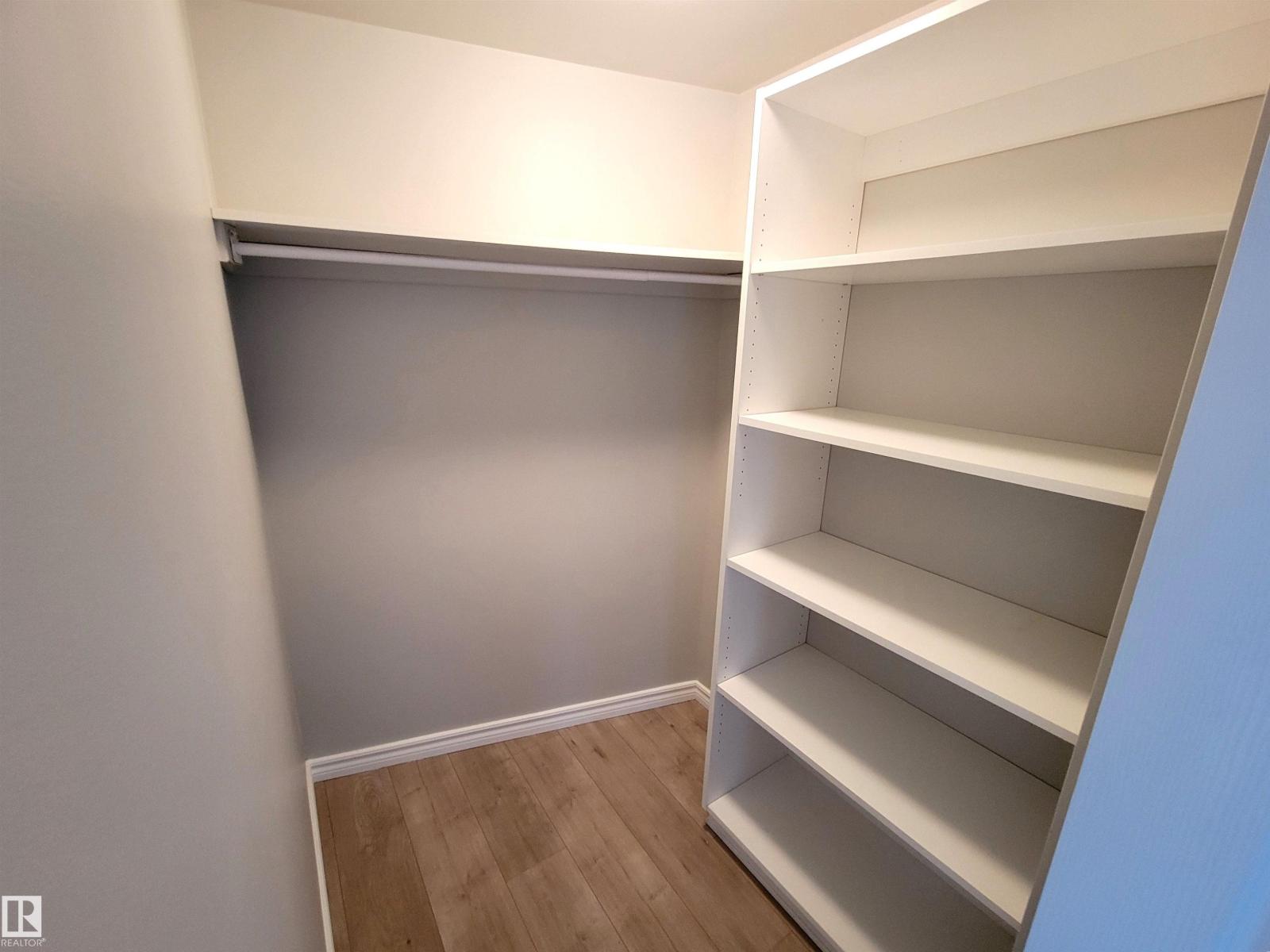 #1002 9741 110 ST NW - 18