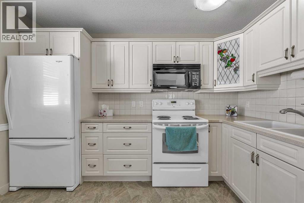 99 Huntford Road NE - 11