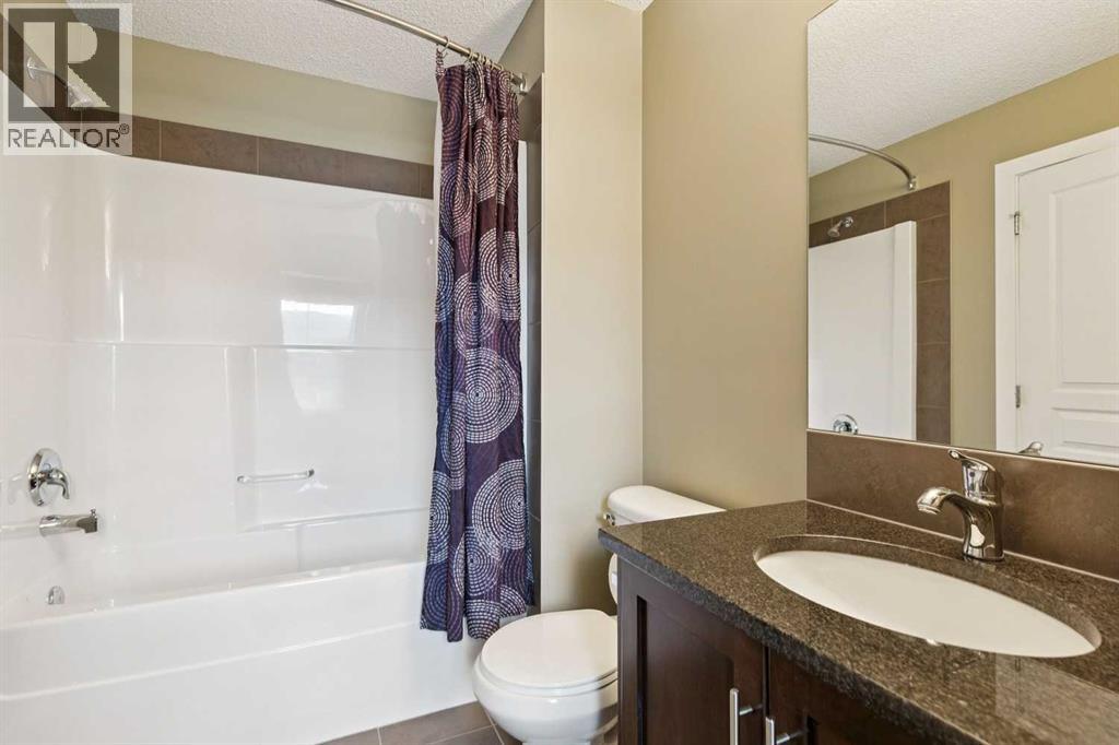55 Panatella Road NW - 21