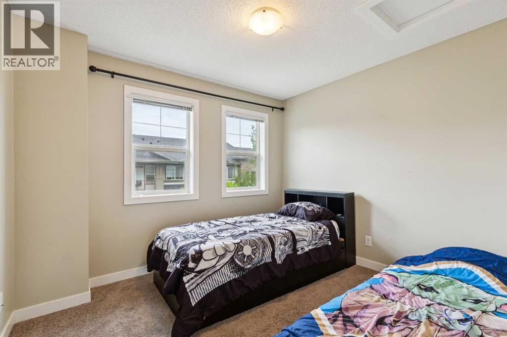 55 Panatella Road NW - 19