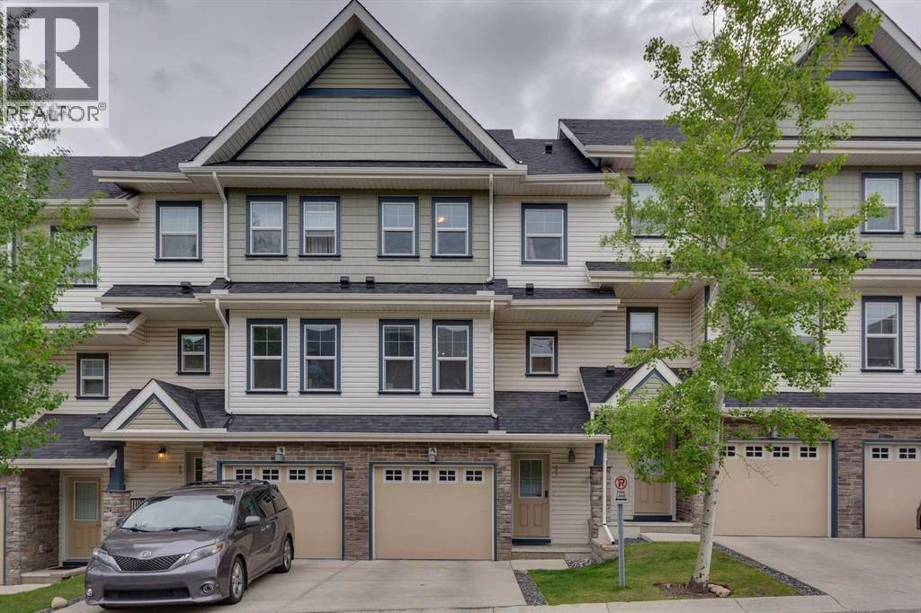 55 Panatella Road NW - 4