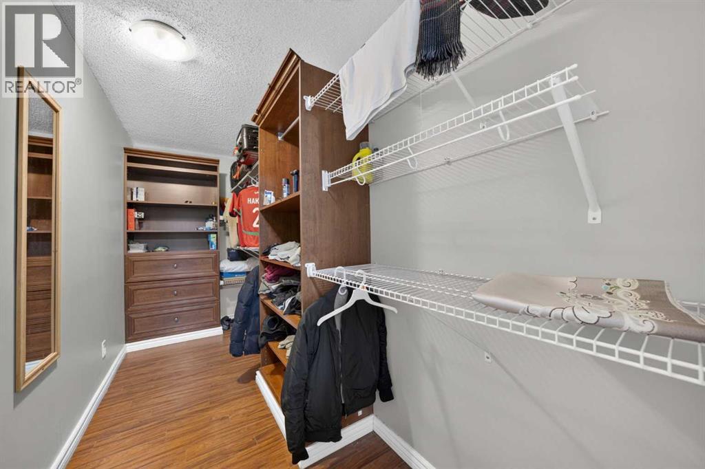 202 Silverado Range Place SW - 30