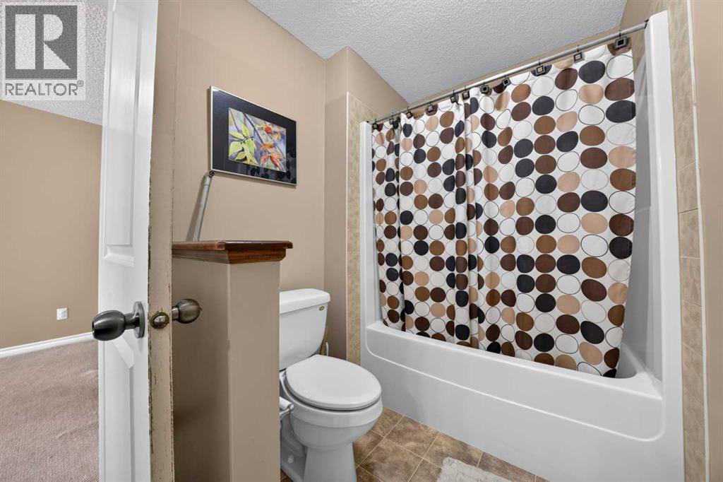 202 Silverado Range Place SW - 16