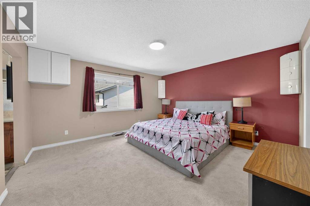 202 Silverado Range Place SW - 19
