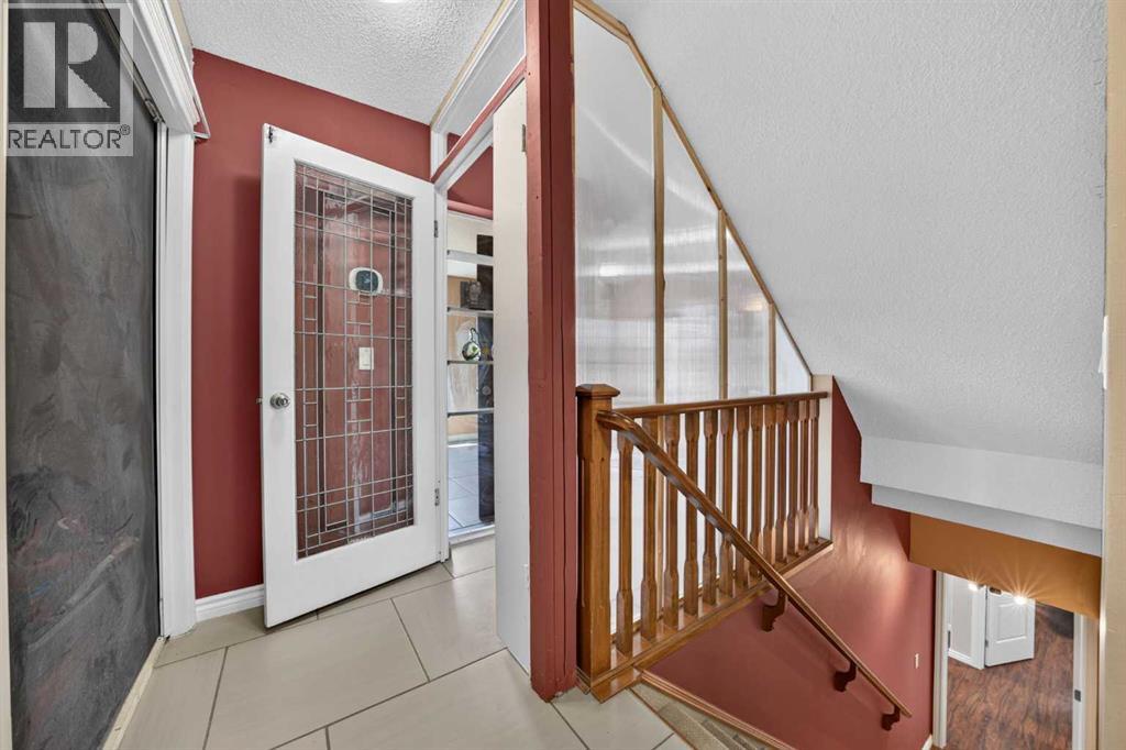 202 Silverado Range Place SW - 24