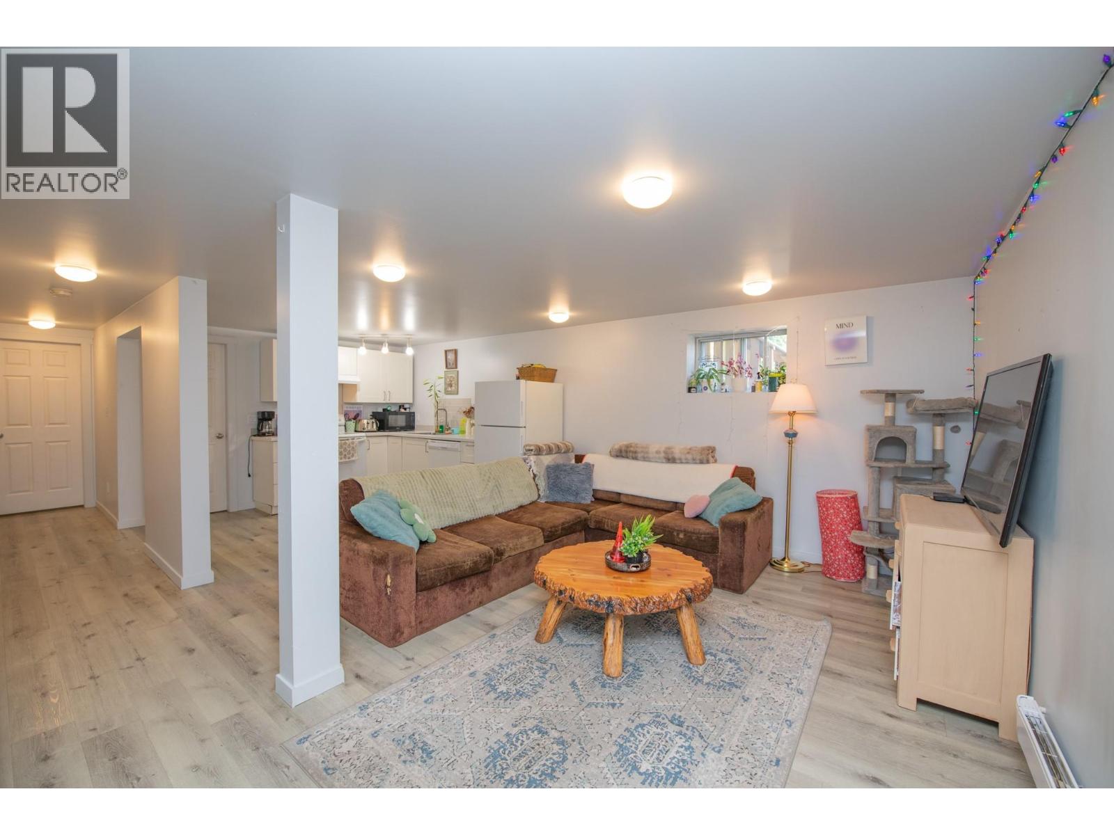 3313 Belaire Drive - 23