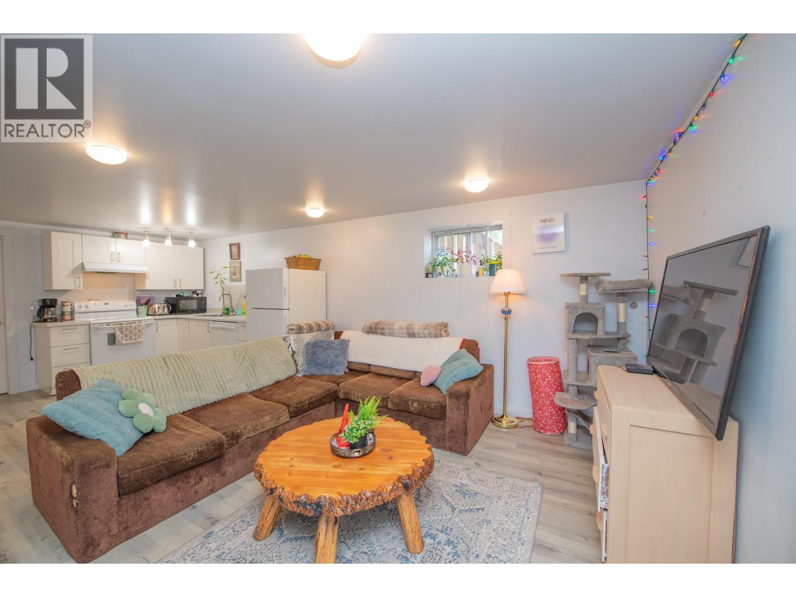 3313 Belaire Drive - 28