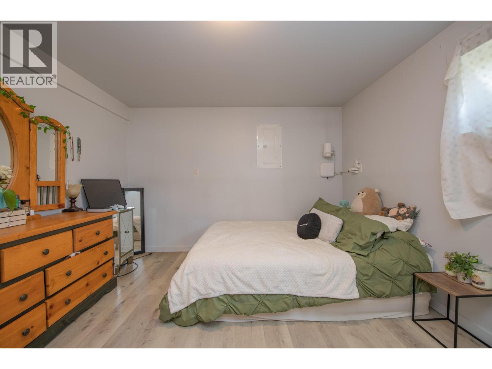 3313 Belaire Drive - 24