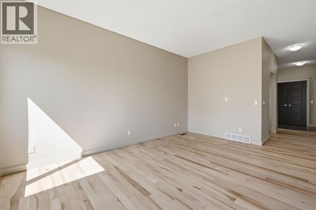 6 Evanspark Manor NW - 16