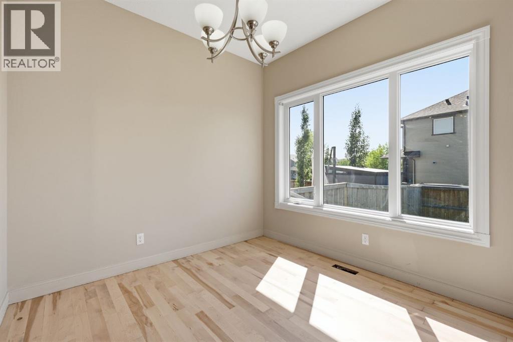 6 Evanspark Manor NW - 17
