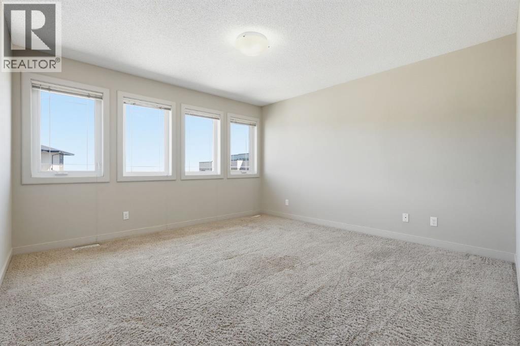 6 Evanspark Manor NW - 20