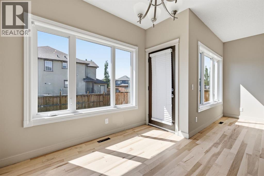 6 Evanspark Manor NW - 18