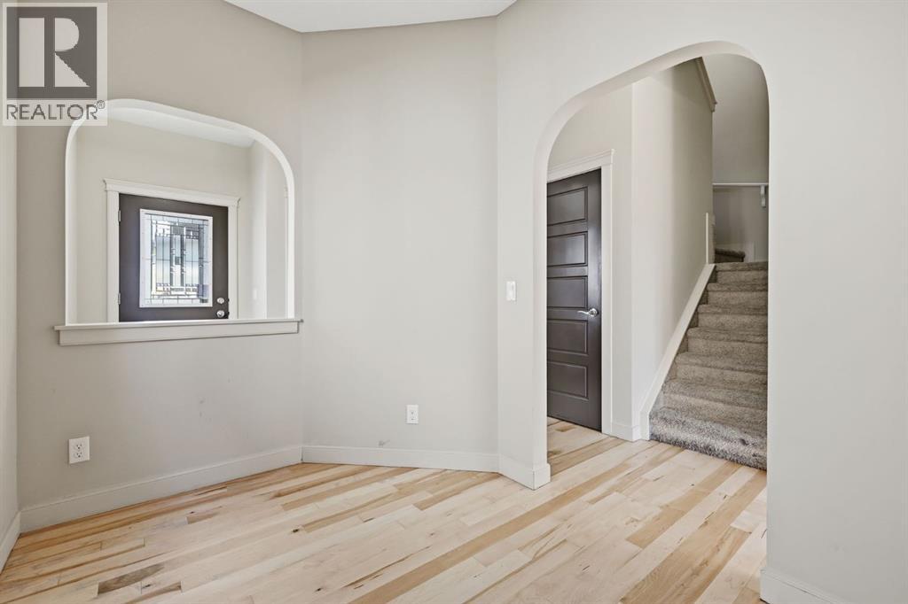 6 Evanspark Manor NW - 7
