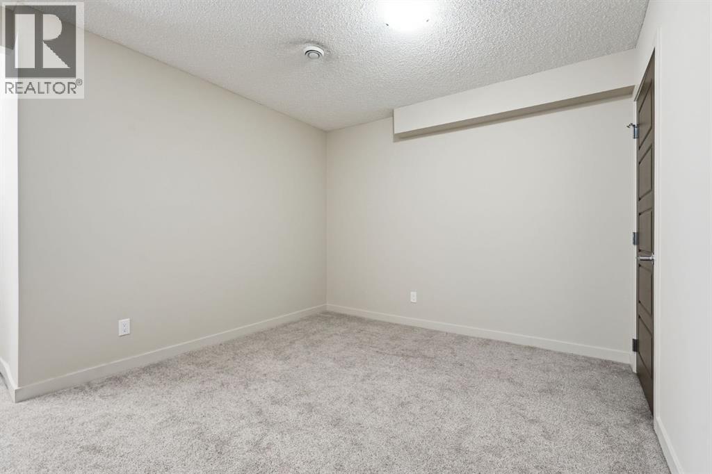 6 Evanspark Manor NW - 40