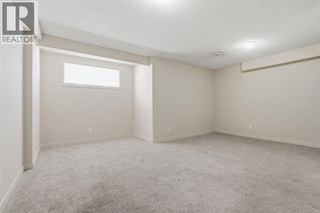 6 Evanspark Manor NW - 37