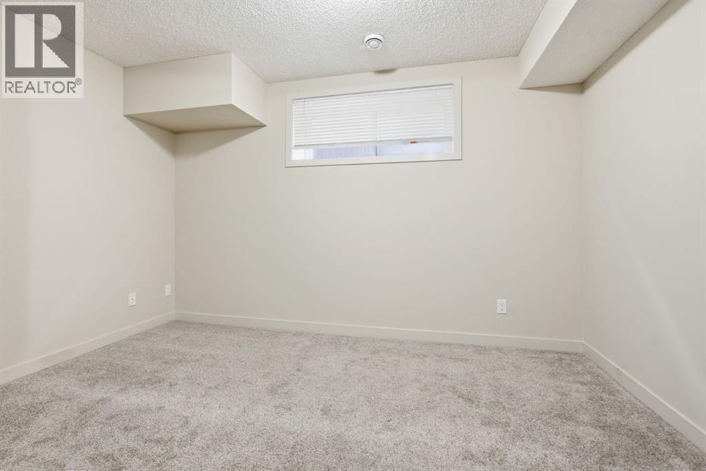 6 Evanspark Manor NW - 42