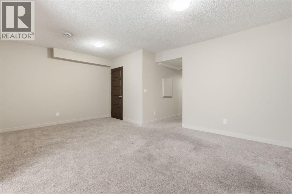 6 Evanspark Manor NW - 38