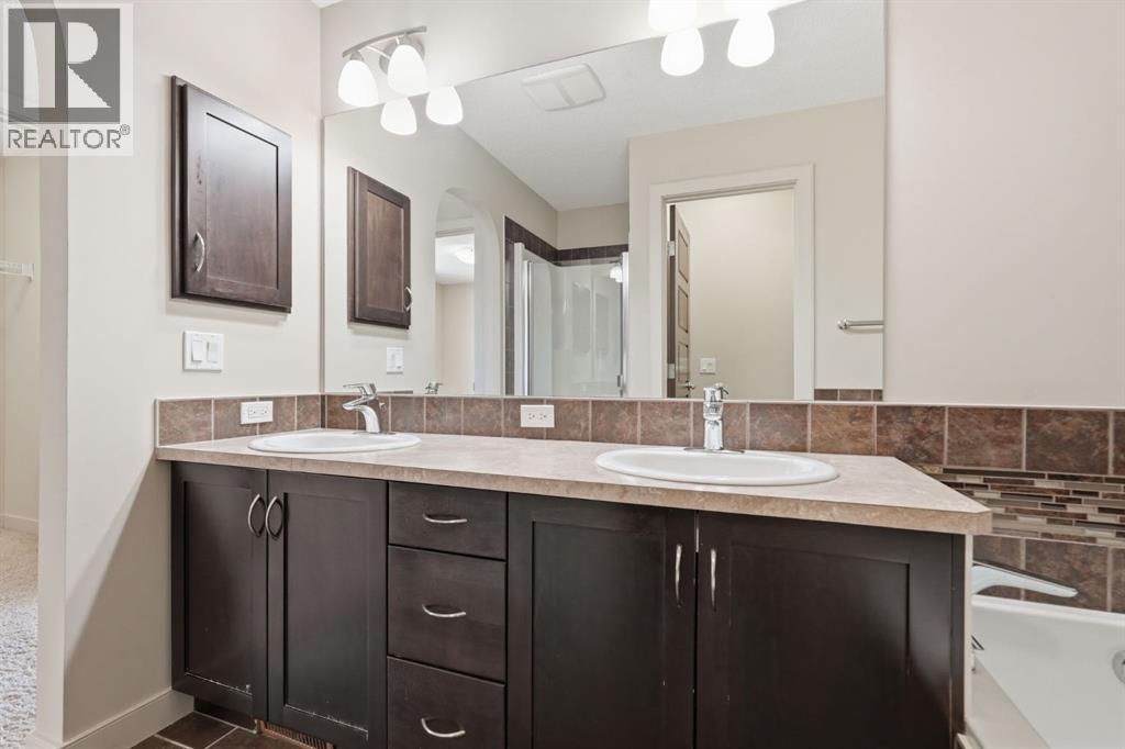 6 Evanspark Manor NW - 25
