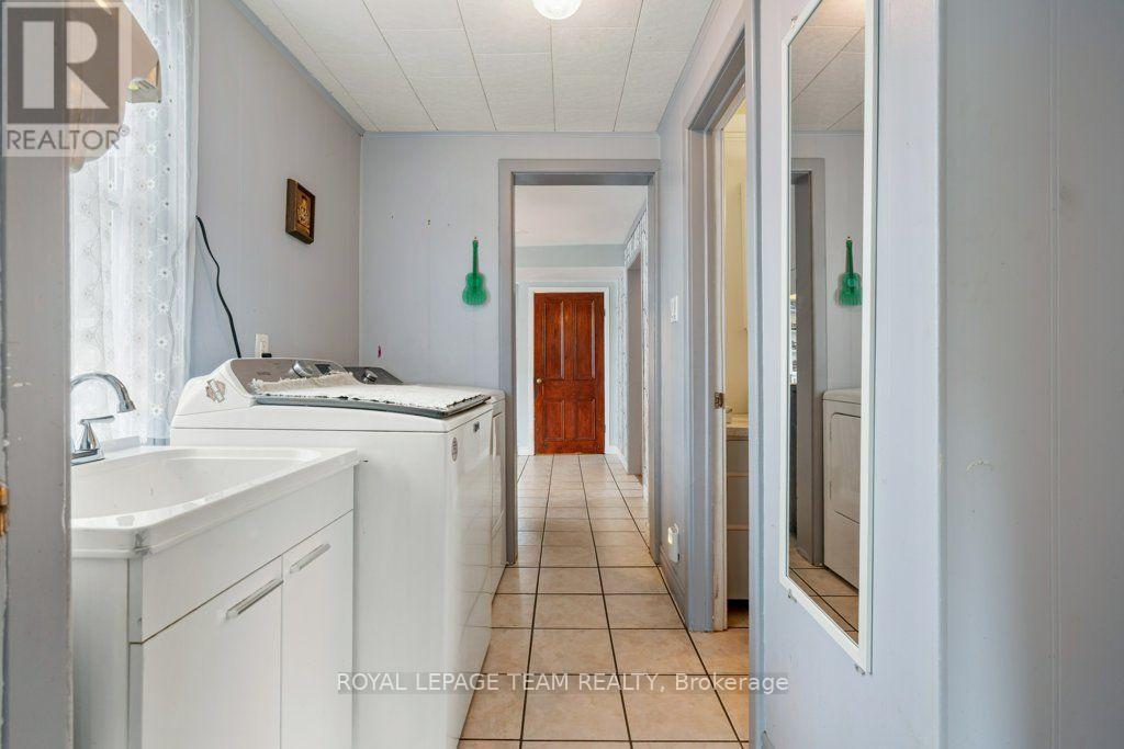 506 VICTORIA STREET - Image 17