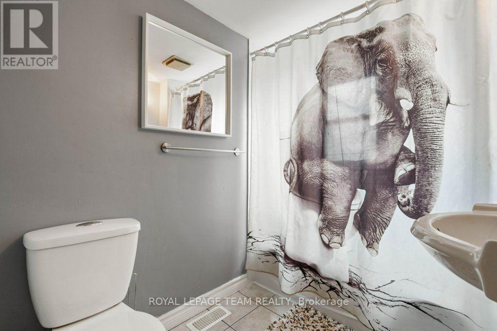 506 VICTORIA STREET - Image 29