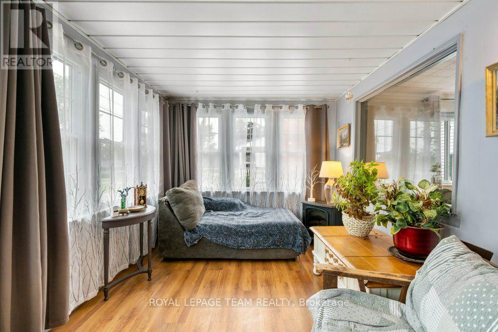 506 VICTORIA STREET - Image 4