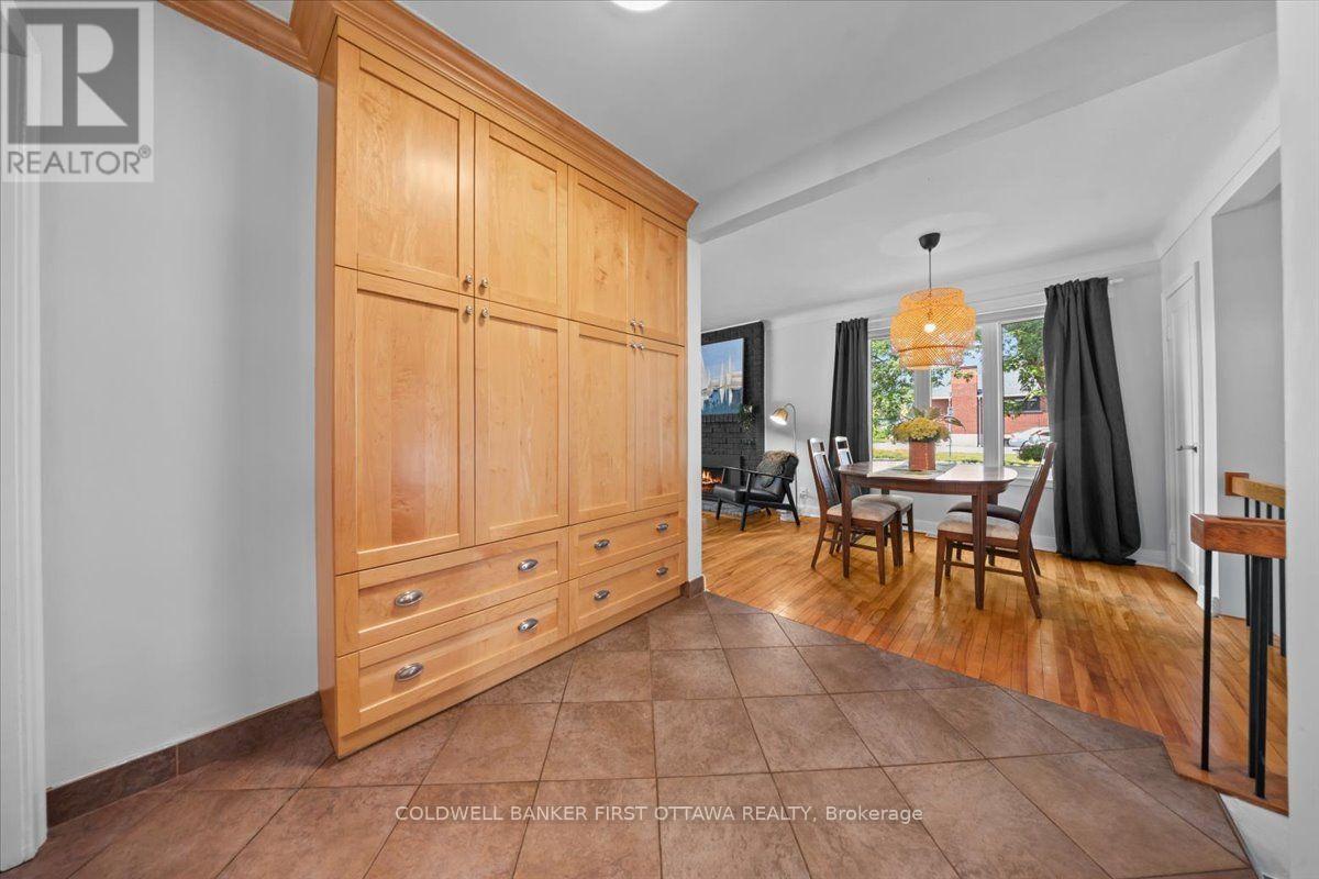 881 BLAIR ROAD - 15