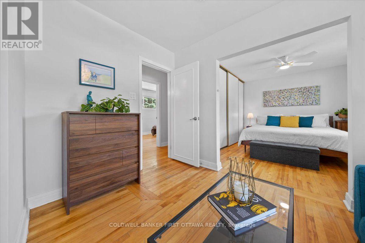 881 BLAIR ROAD - 17