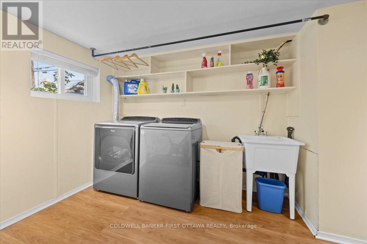 881 BLAIR ROAD - 27