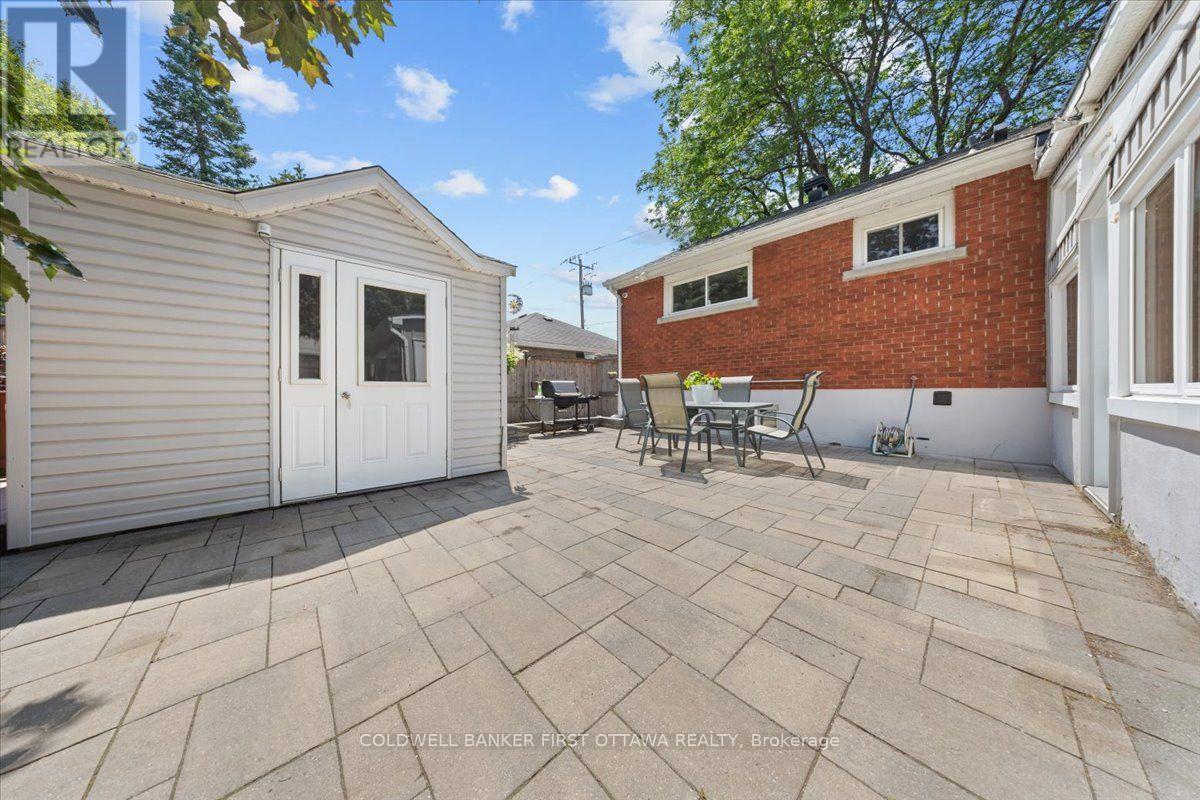 881 BLAIR ROAD - 33
