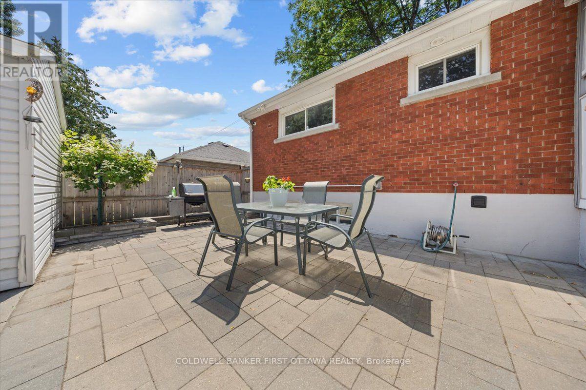 881 BLAIR ROAD - 34