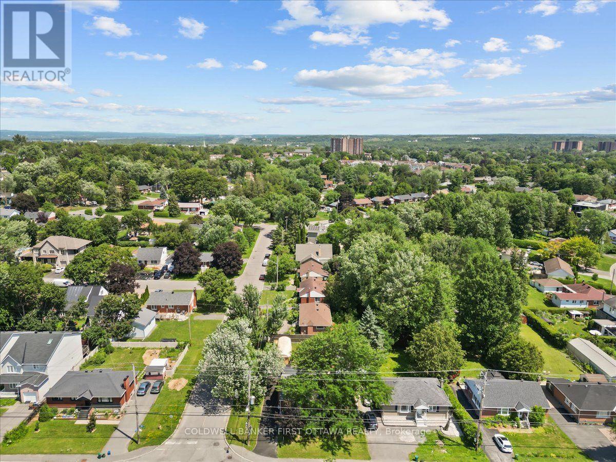 881 BLAIR ROAD - 41