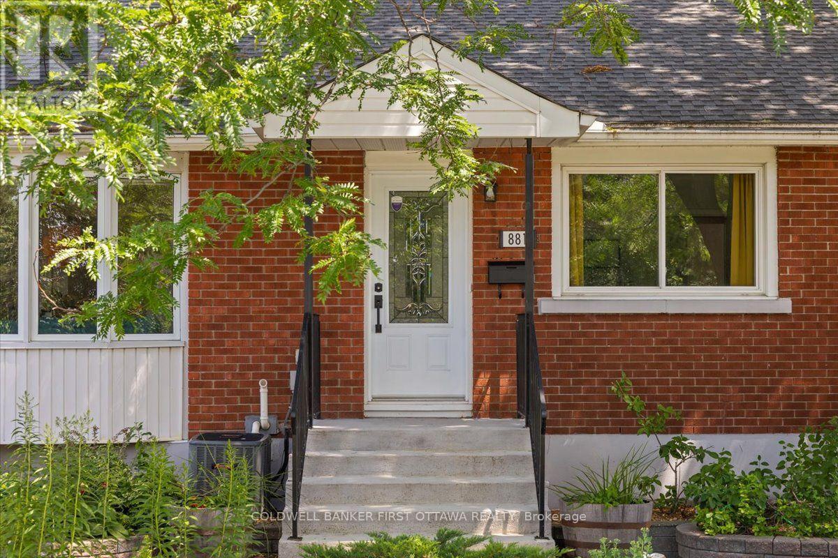 881 BLAIR ROAD - 5