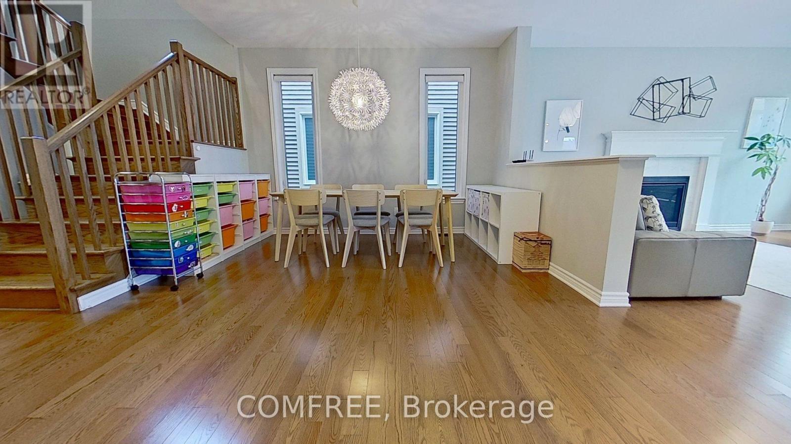 216 MAGPIE STREET - 10