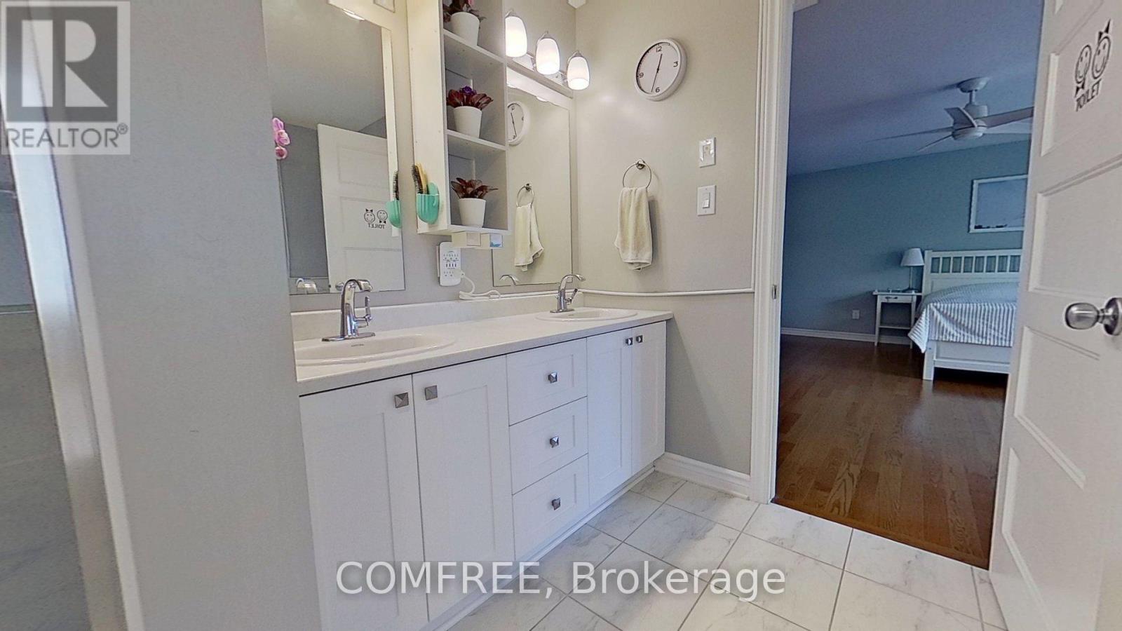 216 MAGPIE STREET - 16