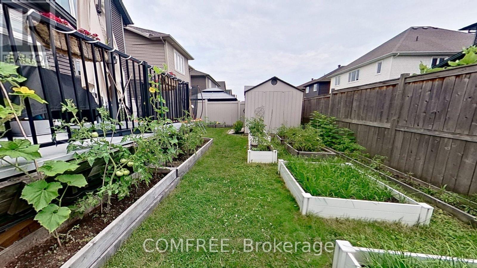 216 MAGPIE STREET - 27