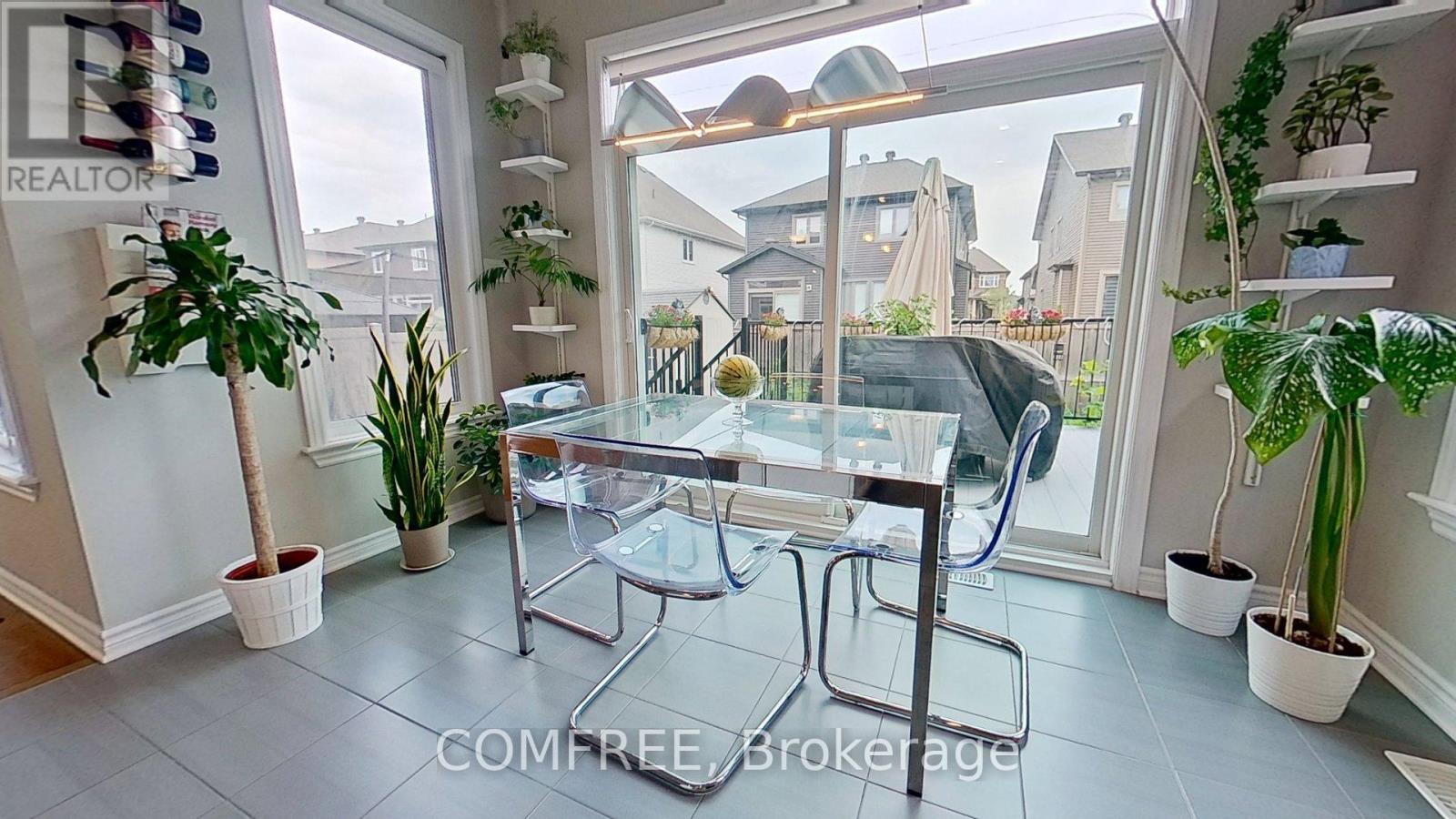 216 MAGPIE STREET - 8