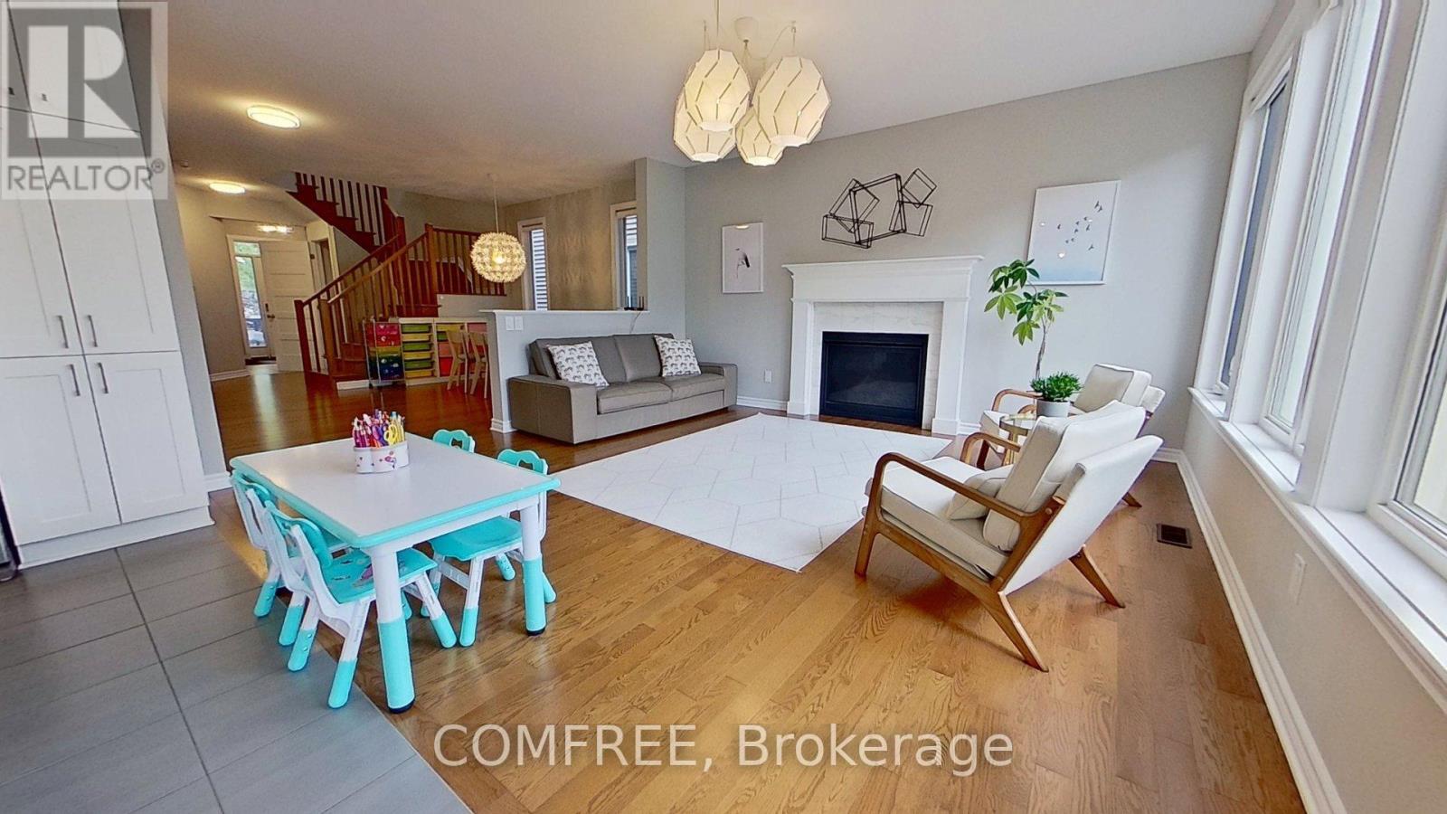 216 MAGPIE STREET - 9