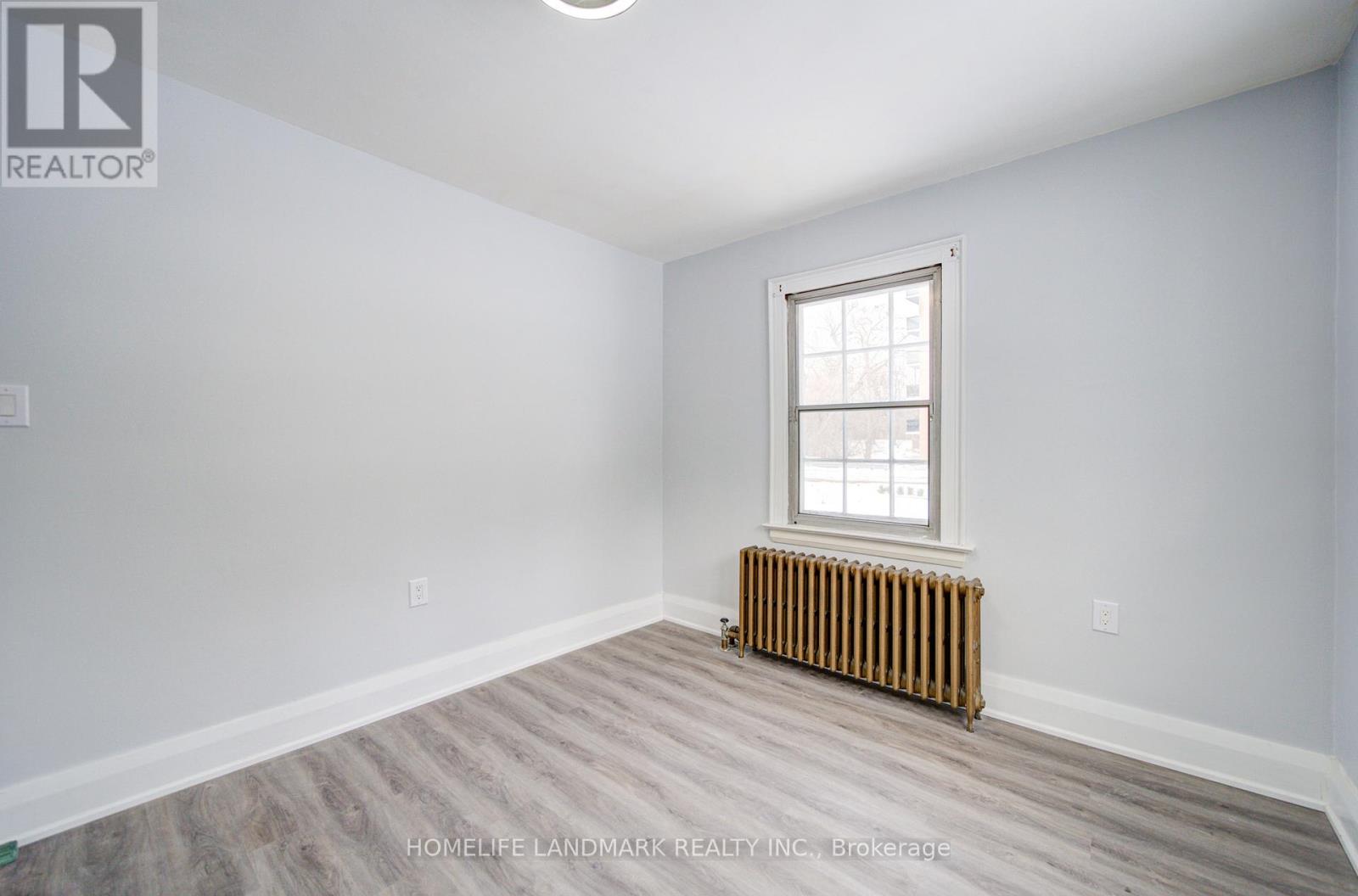 119 ROBINSON STREET - 16