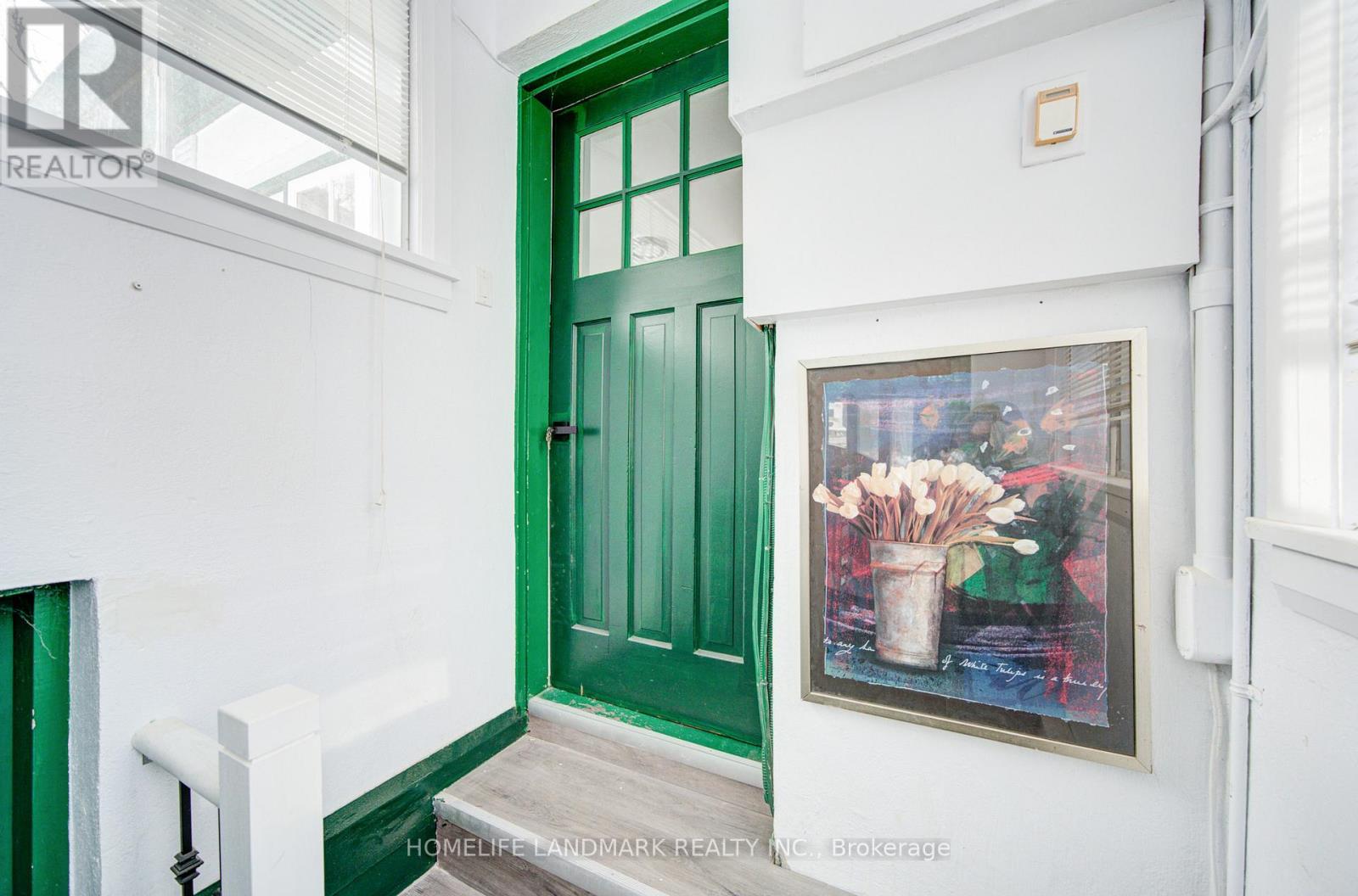119 ROBINSON STREET - 3