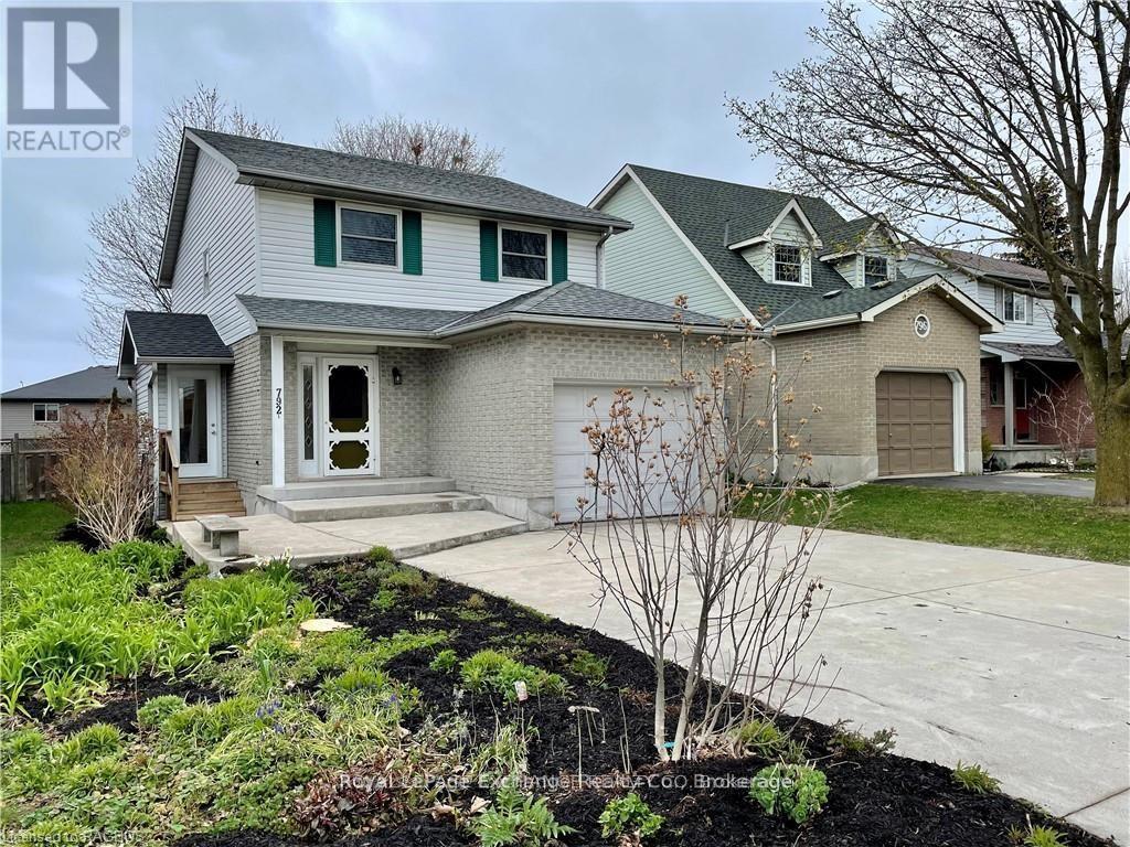 792 MACKENDRICK DRIVE - 10