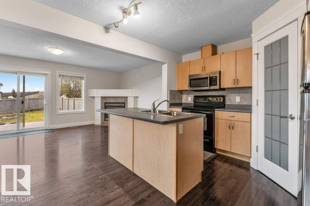 3545 11 ST NW - 16