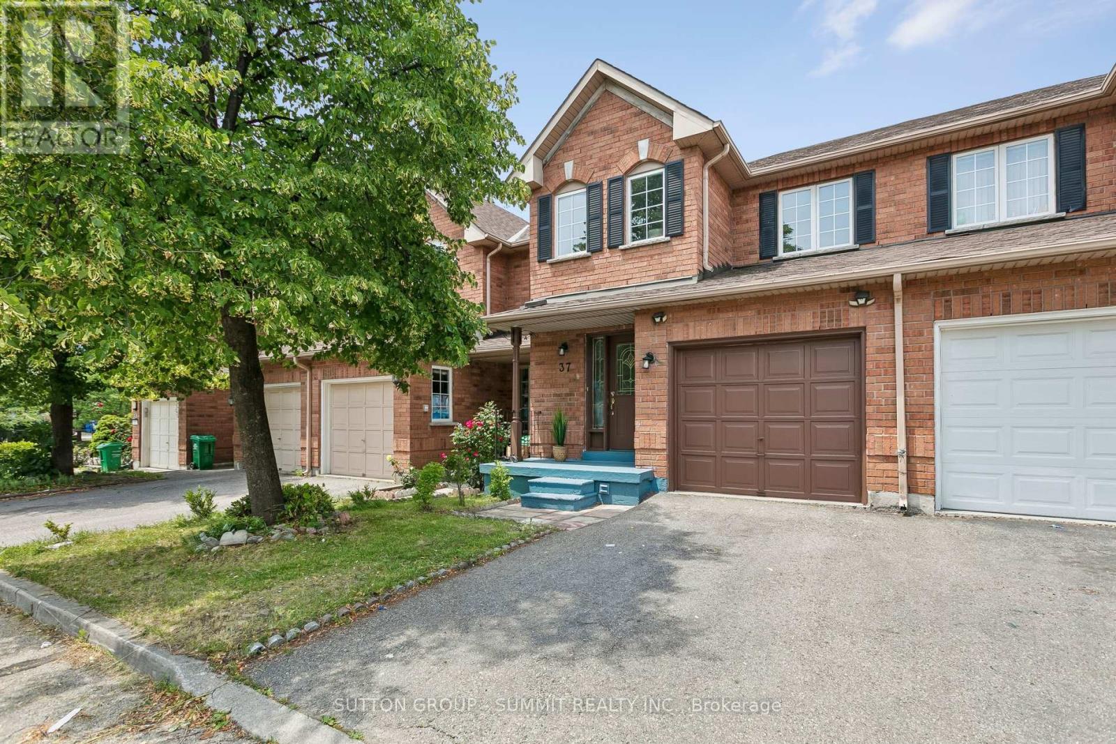 #37 35 MALTA AVENUE N - 1