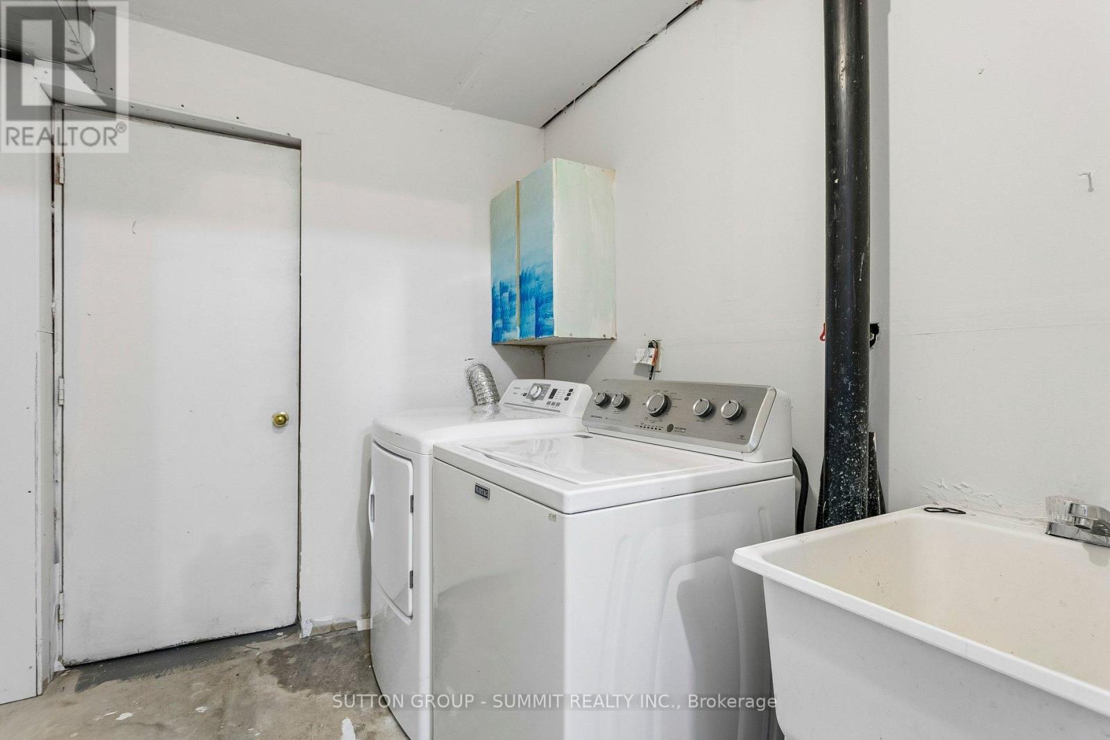 #37 35 MALTA AVENUE N - 44