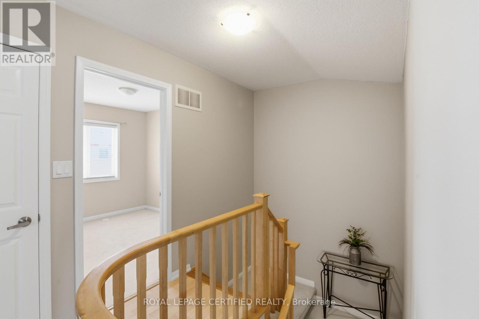 39 VAN FLEET TERRACE - 18