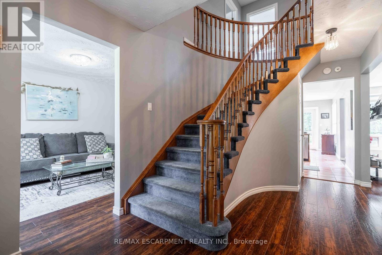 54 SELKIRK STREET - Image 3