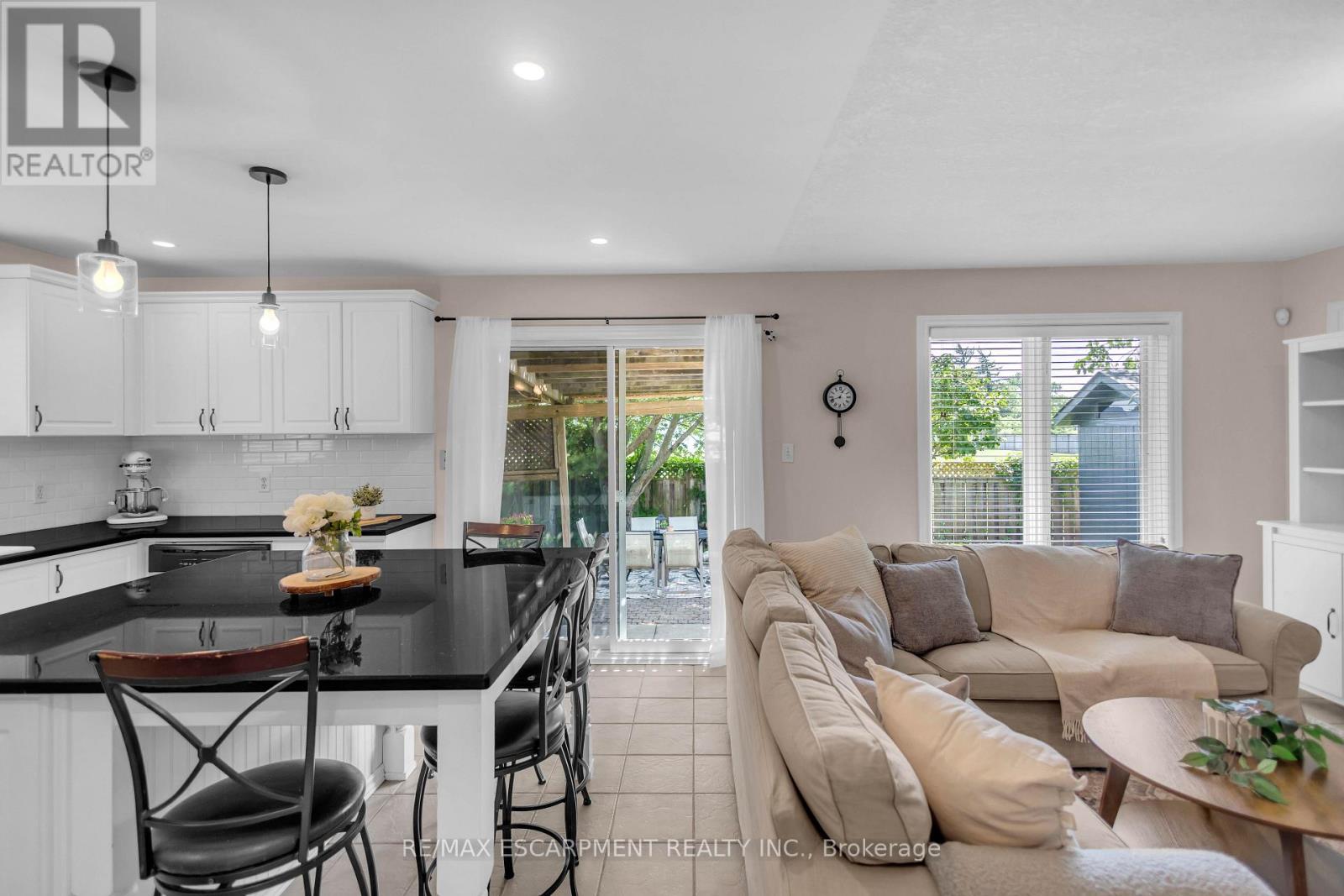 65 THISTLEMOOR DRIVE - 16