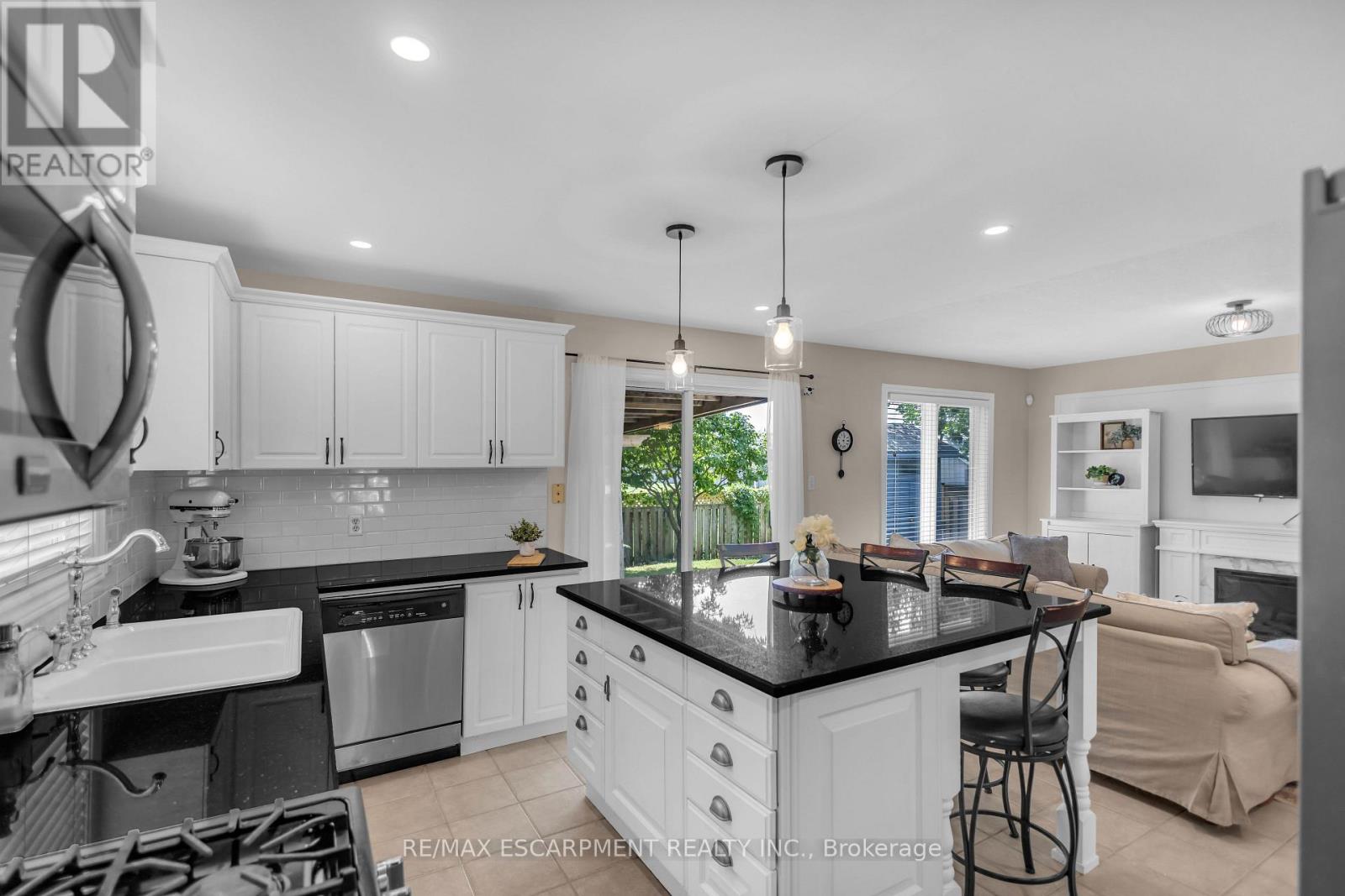 65 THISTLEMOOR DRIVE - 19