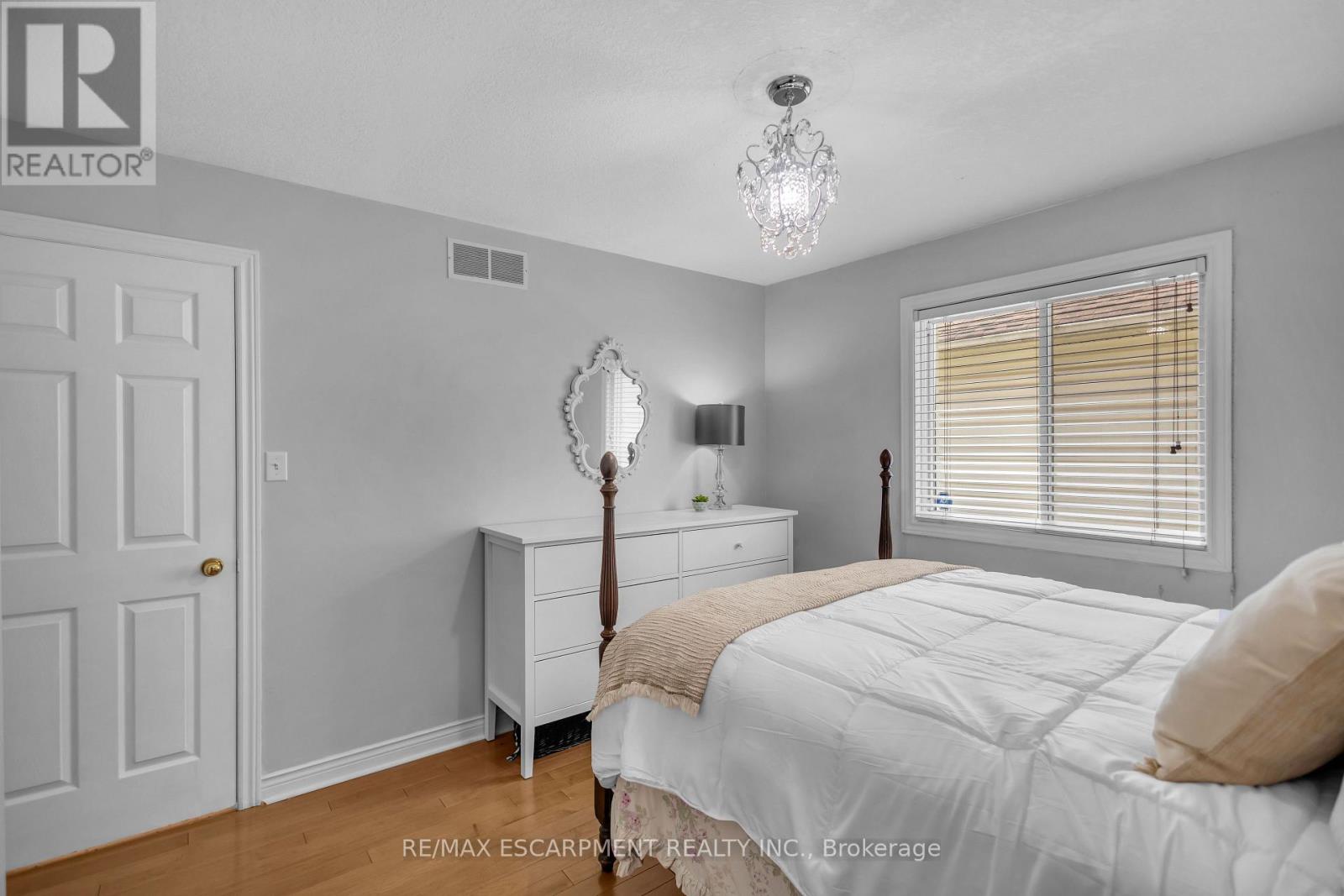 65 THISTLEMOOR DRIVE - 30